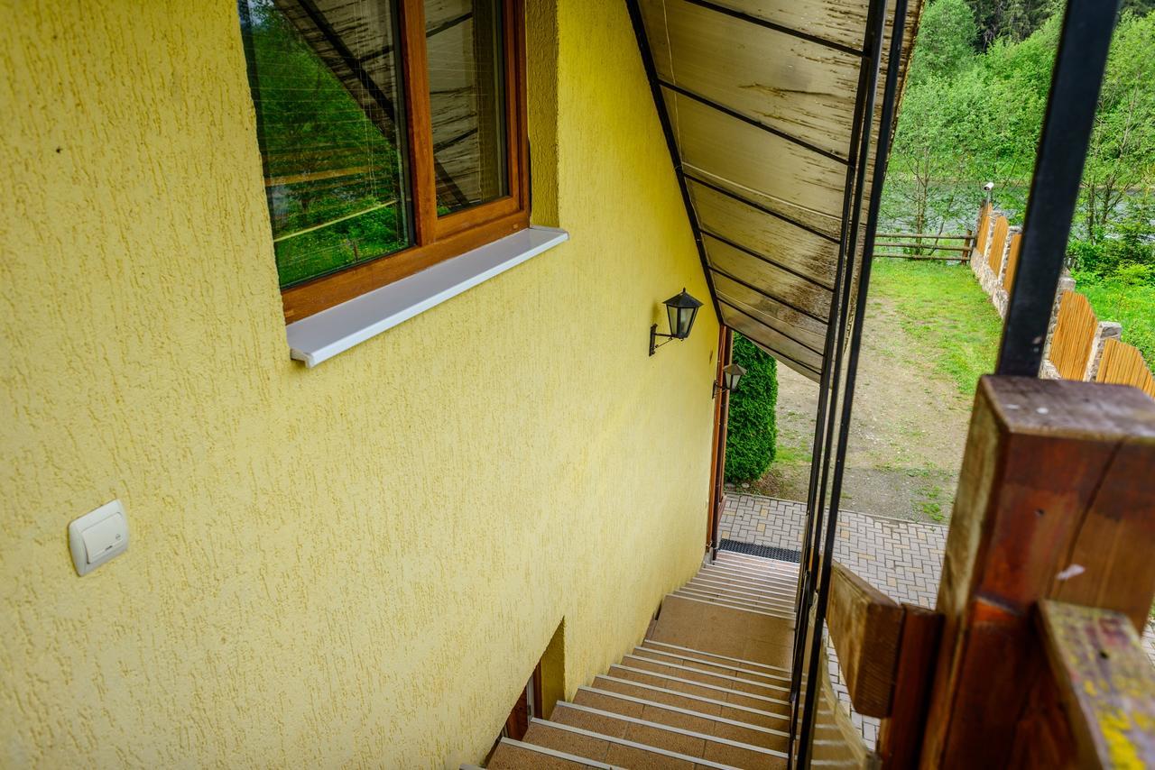 На Березі Черемошу Werchowyna Exterior foto